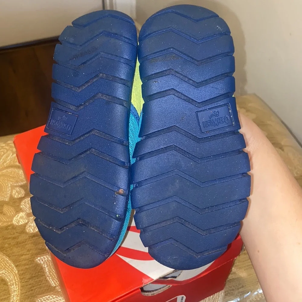 OshKosh B’gosh Boy’s WATER SHOES SZ 12 SWIM BEACH POOL